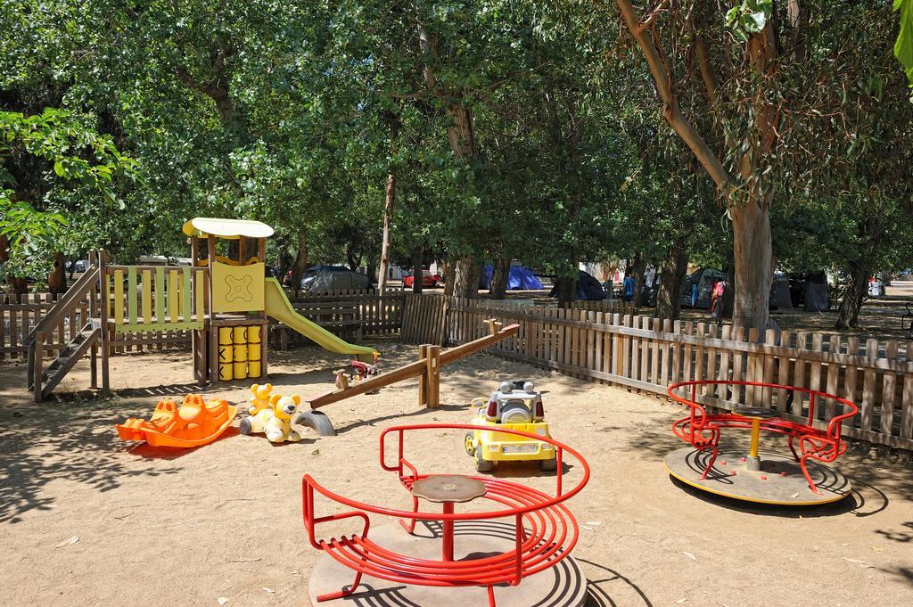 Le Camping De La Plage Aregno Bagian luar foto